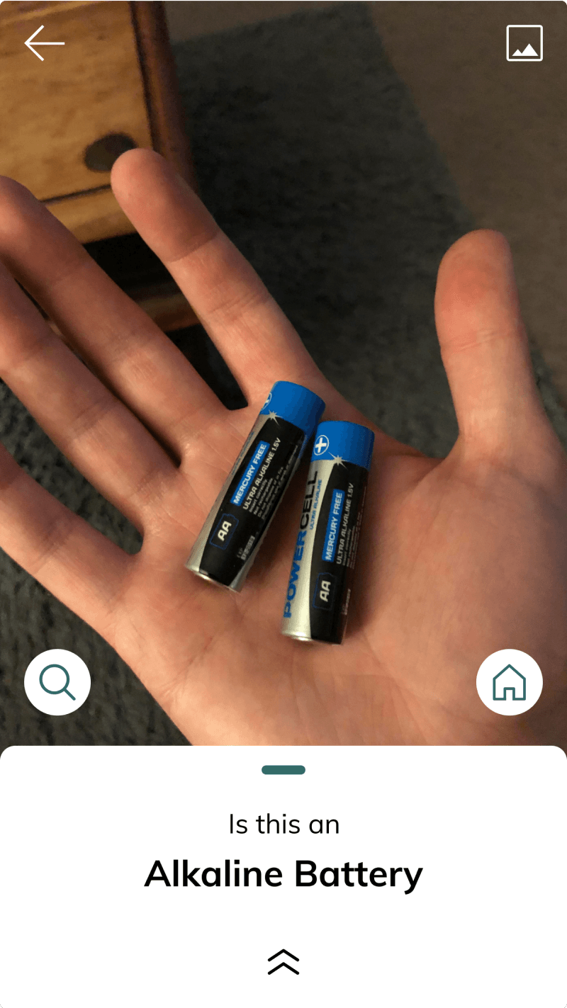 Result card sliding up to ask whether the photographed item is an alkaline battery